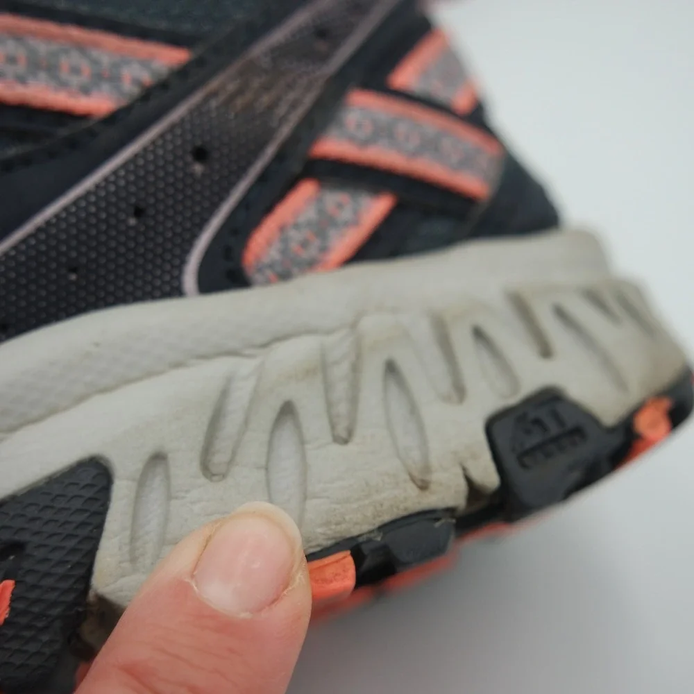 New Balance 410v5 All Terrain Trail Running Shoes Womens Grey Sneaker Size 7.5